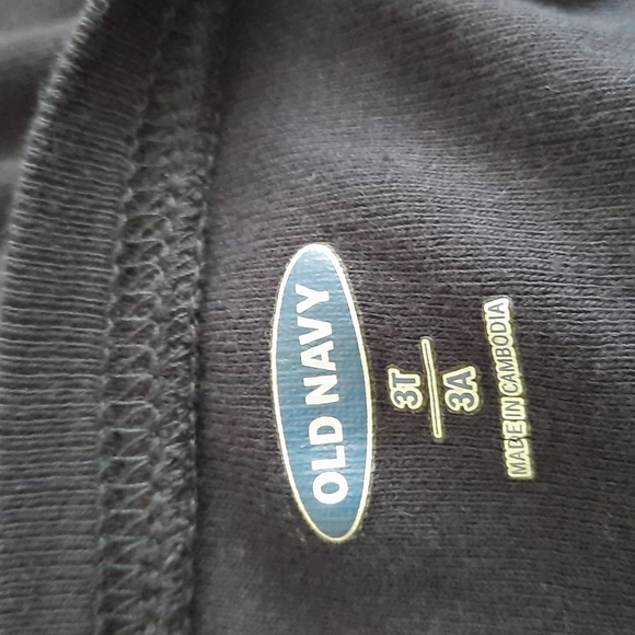 Old Navy 3T Christmas Pajamas - Picture 6 of 6